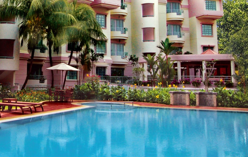 Gold Coast Condominium Swimming Pool Condos for Sale and Rent – Swimming Pool